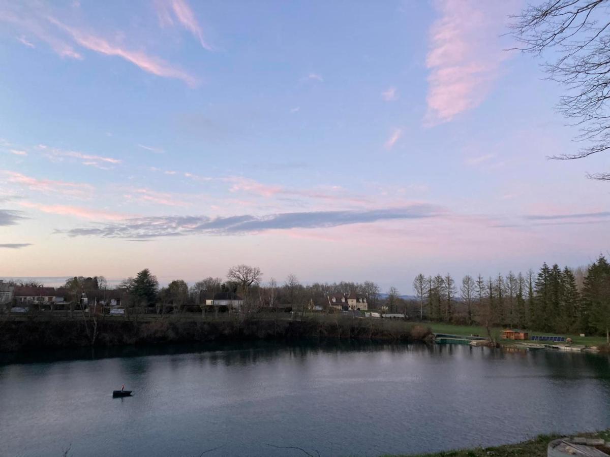 Lac De Lumiere. Relax With Rural Lakeside Living Herry エクステリア 写真
